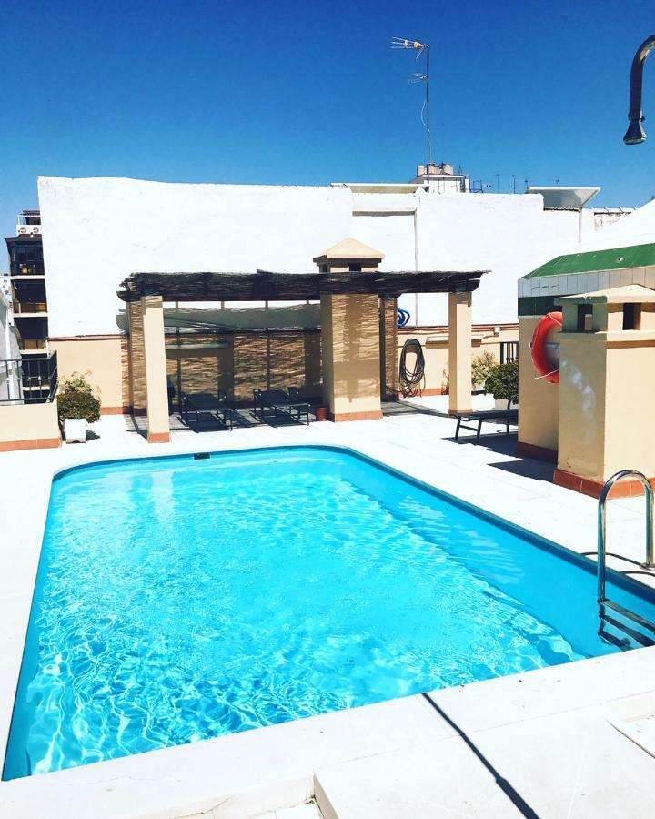 Agua IV & Seasonal Pool By Ele Apartments マラガ エクステリア 写真